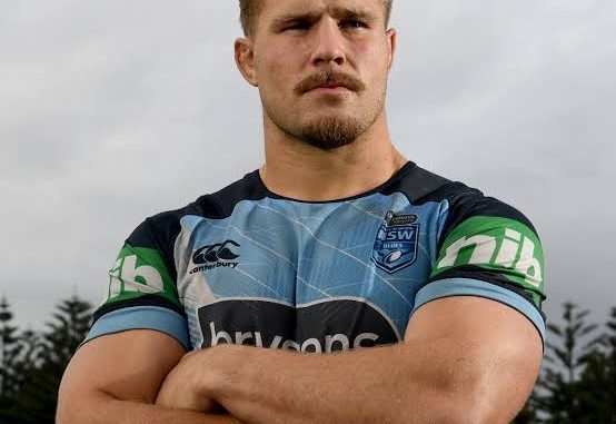 images (5) Jack De Belin