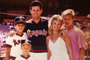 Bob Boone: wife| Hall of Fame|Net Worth| Baseball Card