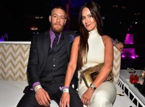 Connor Mcgregor: Cartel| Cubs| Net Worth| Poirier| Wife