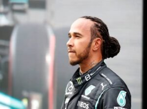 lewis hamilton: Penalty| Championships| Height| Assistant