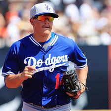 Kike Hernandez: Red sox| Wife| Dodgers| Contract| Reference...