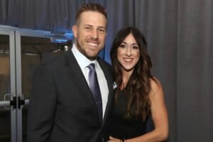 Case keenum: Contract| Salary| Net Worth| College| Wife