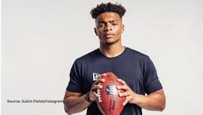 Justin Fields: Why is not playing| Did get hurt today| Or jimmy garoppolo| Ribs