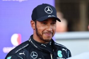 Lewis Hamilton: Engine| Twitter| Height| Grid penalty