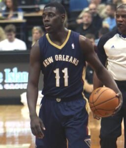 Jrue Holiday: 3 pointers tonight| Contract| Trade