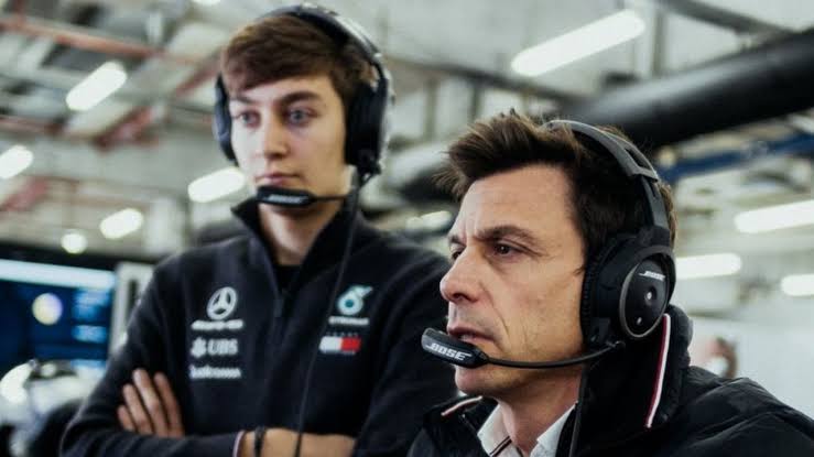 George Russell: Height| Mercedes contract| Helmet - sportsjone