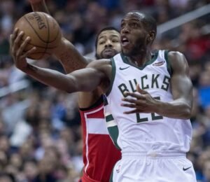 Khris Middleton: Update| Injury update| Injury| Wife name