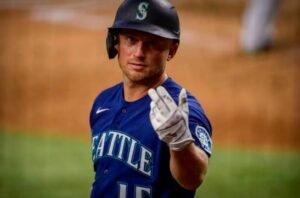 Kyle Seager: Fangraphs| Net worth 2021| What happened