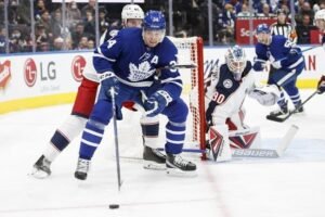 Auston Matthews: Is playing tonight| Covid| Does have covid
