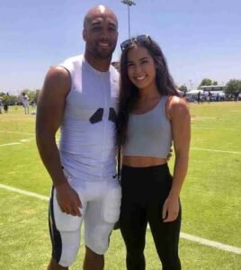 Austin Ekeler: Wife| Mom| Fantasy points| Workout| Fantasy