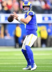 Matthew Stafford: Who did play for before the rams| Contract| College