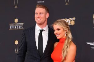 Ryan Tannehill: Contract titans| Dolphins| Age| Wife| Contract