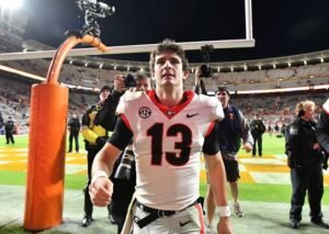 Stetson Bennett: Mom cancer| What year is in at georgia| Fumble