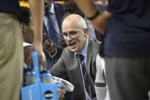 Dan Hurley: Neck| Salary| Where does brother coach| Worth