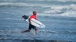 Kelly Slater: Net worth| Wins pipe| Young| Wife| Surfboards