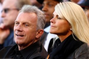 Joe Montana: Commercial| College| Heisman| National championship