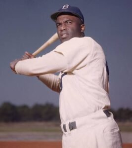 Jackie Robinson: Why did play baseball| Character traits| What is famous for