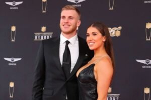 Cooper Kupp: Number change| Is religious| How much is worth