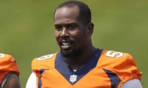 Von Miller: Trevor moawad| Is playing tonight| Haircut triangle