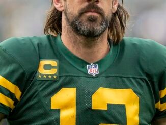 Aaron Rodgers: New contract details| Deal with packers