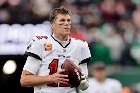 Tom Brady: Did unretire| Touchdown ball| Football auction
