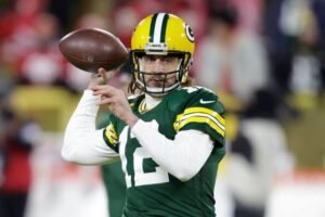 Aaron Rodgers: Engagement off| When will make his decision