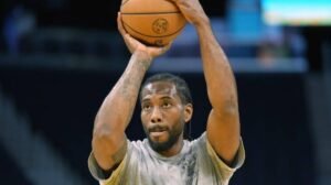 Kawhi Leonard: Who does play for| Is injured| Where is