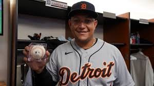 Miguel Cabrera: Is married| Hit count| Does have a ring