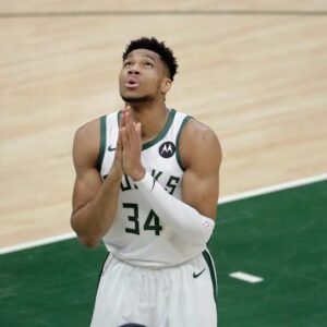 Giannis Antetokounmpo: Parents ethnicity| Children| Stats