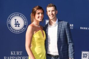 Walker Buehler: Strikeouts| Wife| High School| Pitch count