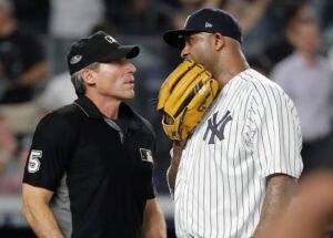 Angel Hernandez: Salary| Autograph| Why is an umpire| worst calls