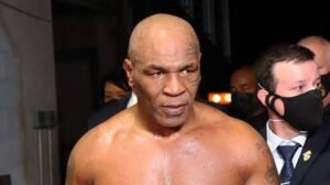 Mike Tyson: Airplane| Punches man on plane| Airplane fight