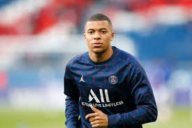 Mbappé: Contract psg| Net Worth| Family| Mother