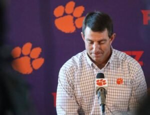 Tripp Swinney: Wife| Who is| What is real name| Brother