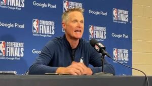 Steve Kerr: Political affiliation| Press conference tonight