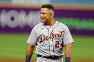 Miguel Cabrera: How many hits does have| Batting average