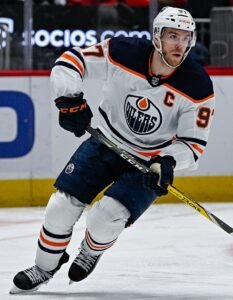 Connor Mcdavid: Net worth| Wife| Trade| Where is from