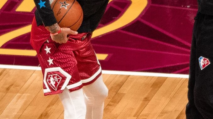 Dejounte_Murray_Jimmy_Butler_2022_NBA_ASG_(cropped) NBA Draft: Start time| Time and date| Order 2022| Picks 2022
