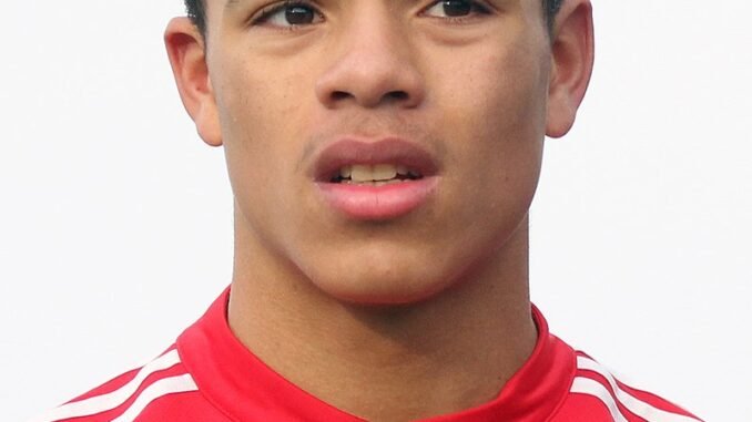 Mason_Greenwood_(cropped)