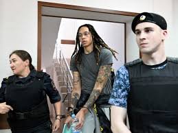 Brittney Griner: Is trans?| How long has been detained| Wikipedia