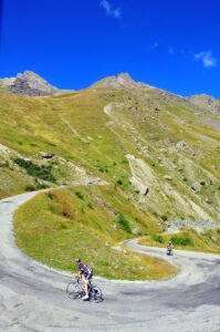 Alpe d'huez: Cycling| Tour de france| Climb| Climb record