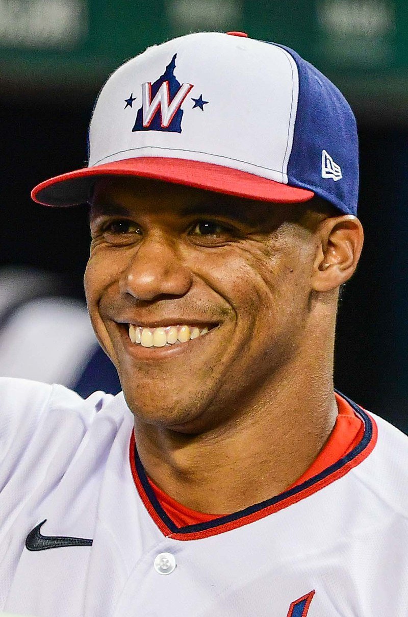 Juan Soto Brother Debut age Salary Batting average Girlfriend