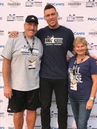 Aaron Judge: Parents religion| Adopted| When did get married