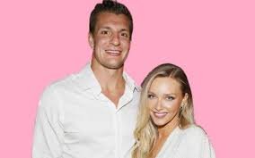 Rob Gronkowski: Wife Wipeout| Wife height| Wife age| Wife Sports Illustrated