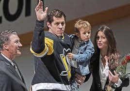 Evgeni Malkin: Family| Weight| Free agency| Contract