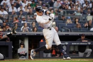Aaron Judge: Home runs this season| Home run pace| Age contract