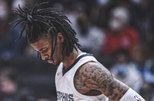Ja Morant: Girlfriend now| Dreads| Real name| New contract