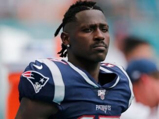 Antonio Brown: Did dallas sign| Signs with cowboys| Cowboys signed