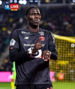 Amadou Onana: Origine| Brother| Salary| Girlfriend| Fifa 22