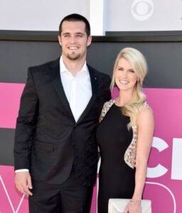 Derek Carr: Davante adams fresno state| Wife| Press conference